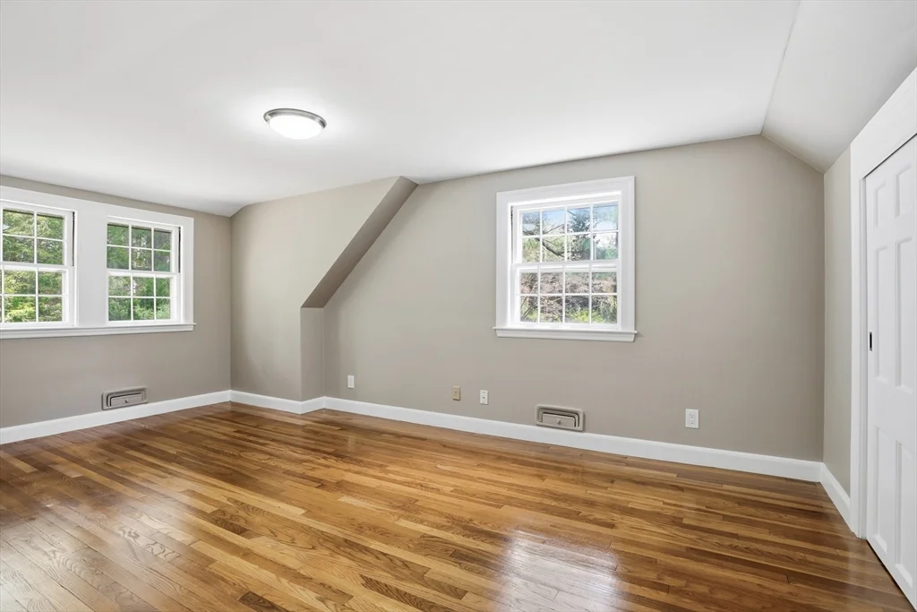 3 bed, 1 bath apartment for rent at 11 Sherman Bridge Rd, Wayland — photo 28 of 38