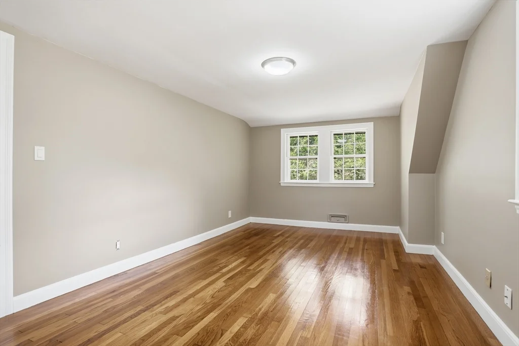 3 bed, 1 bath apartment for rent at 11 Sherman Bridge Rd, Wayland — photo 29 of 38