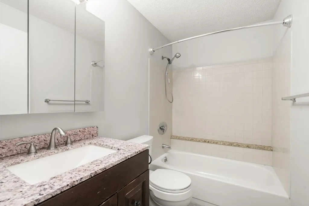 1 bed, 1 bath apartment for rent at 11 Silver Hill Ln Unit 11, Natick — photo 16 of 21