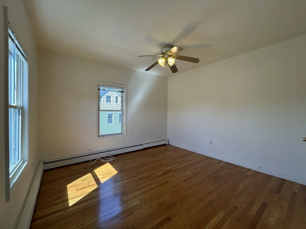 2 bed, 1 bath apartment for rent at 11 Snow St Unit 2L, Brighton — photo 3 of 7