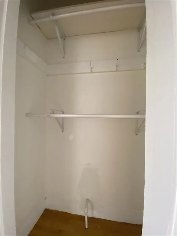 2 bed, 1 bath apartment for rent at 11 Snow St Unit 2R, Brighton — photo 5 of 9