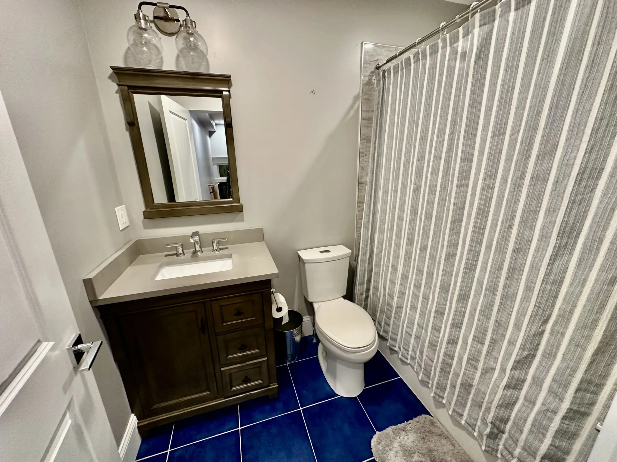 2 bed, 2.5 bath apartment for rent at 11 S Mason Unit 6, Salem — photo 10 of 32