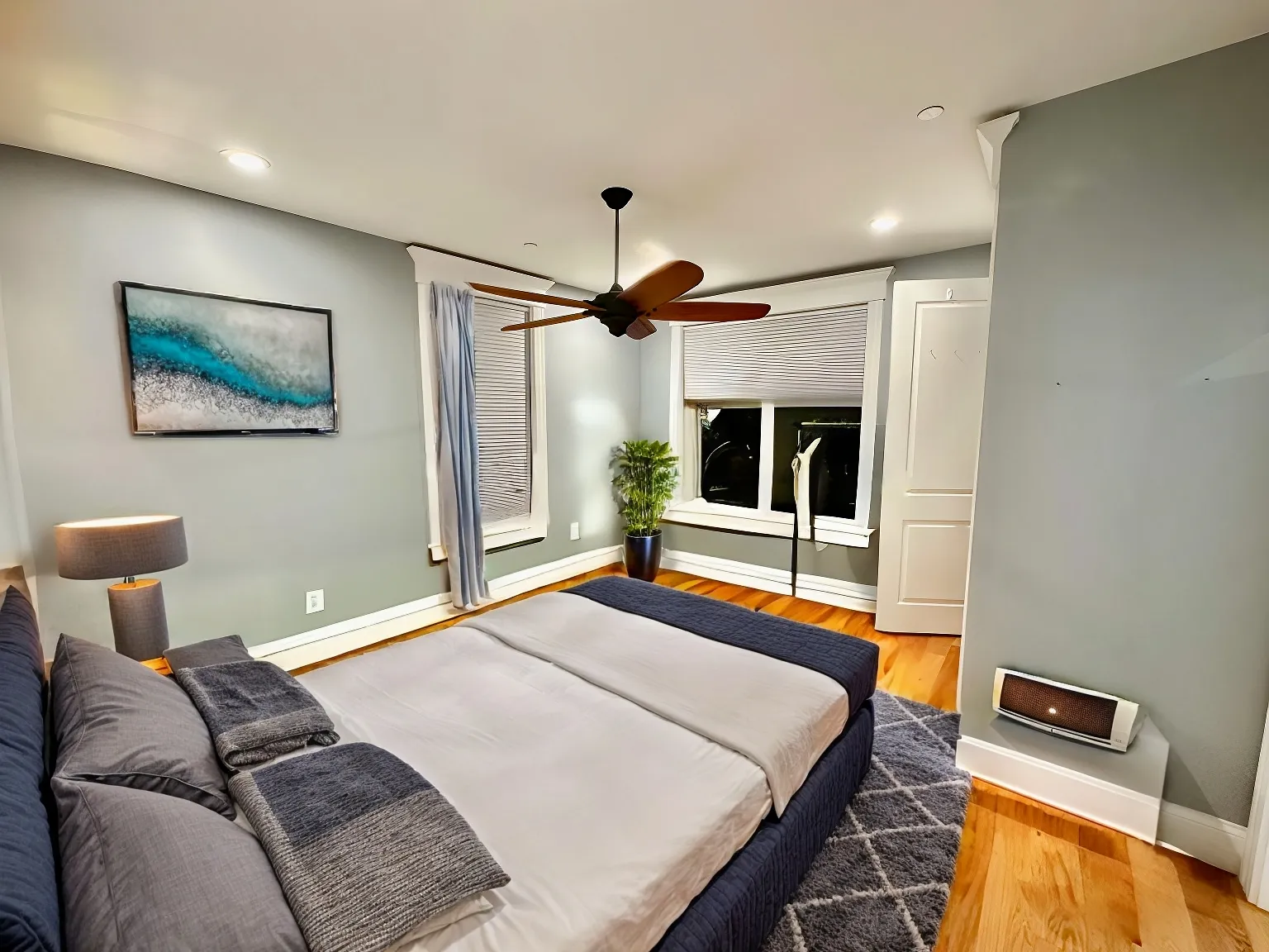 2 bed, 2.5 bath apartment for rent at 11 S Mason Unit 6, Salem — photo 5 of 32
