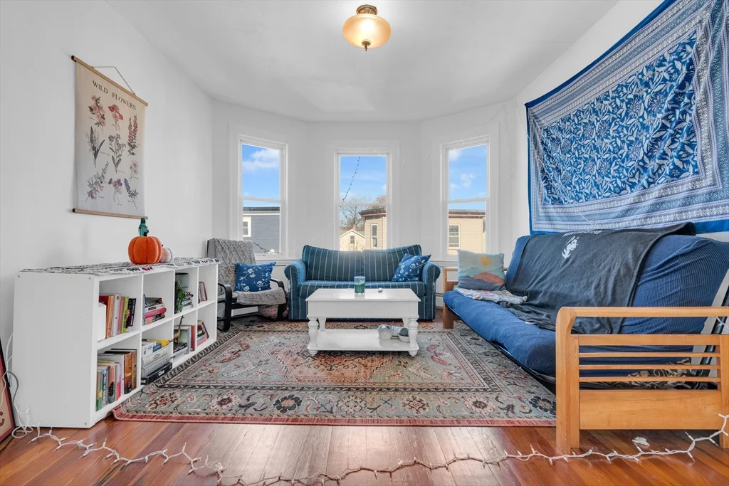 3 bed, 1 bath apartment for rent at 11 Spalding St Unit U-3, Jamaica Plain — photo 5 of 14