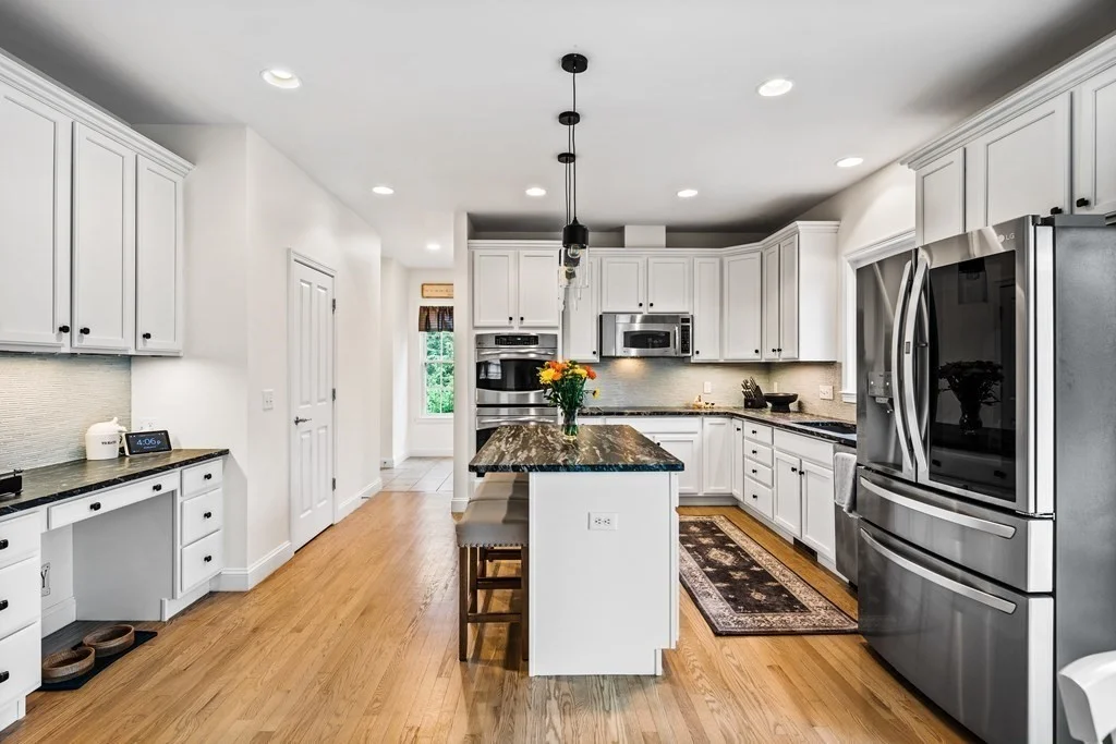 4 bed, 3 bath apartment for rent at 11 Sparrow Ln, Danvers — photo 5 of 41