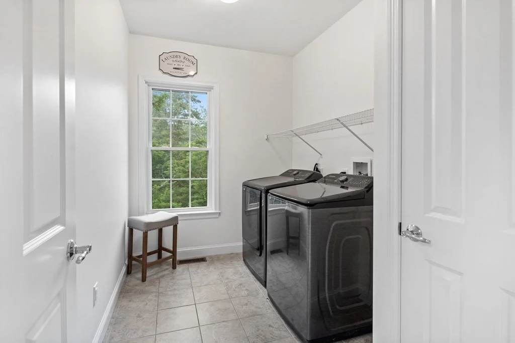 4 bed, 3 bath apartment for rent at 11 Sparrow Ln, Danvers — photo 36 of 41