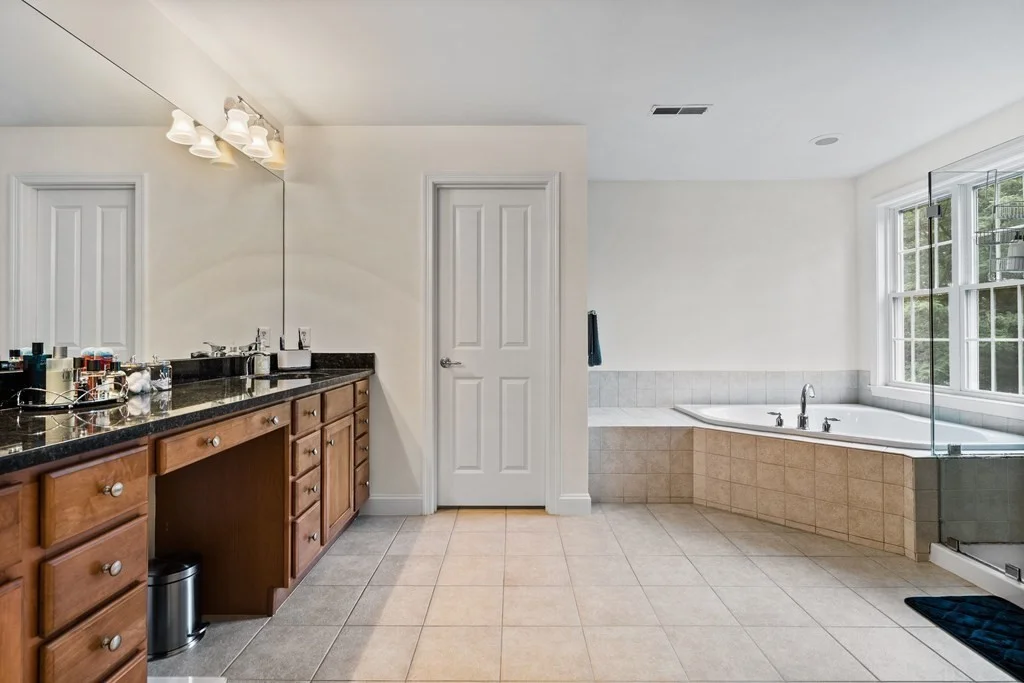 4 bed, 3 bath apartment for rent at 11 Sparrow Ln, Danvers — photo 19 of 41