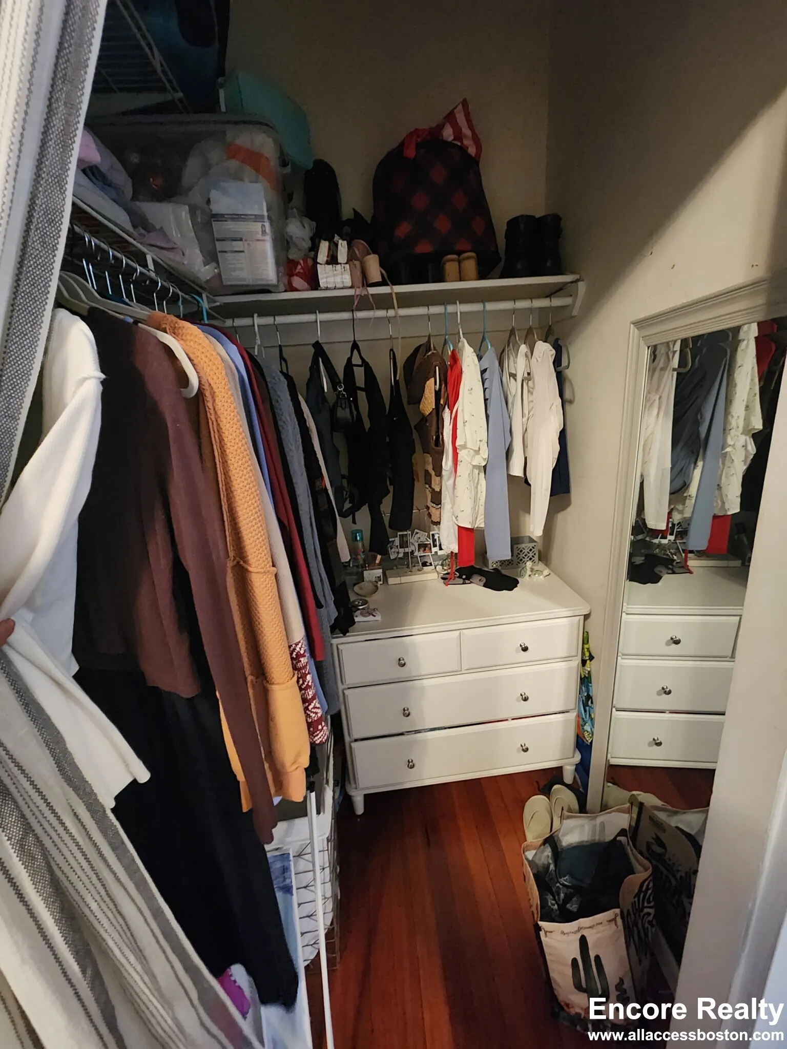 3 bed, 1.5 bath apartment for rent at 11 Stearns Rd Unit 4, Coolidge Corner — photo 17 of 22