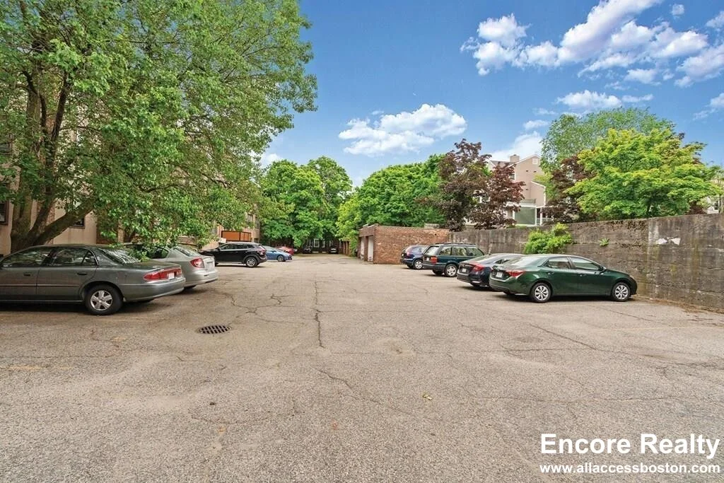 3 bed, 1.5 bath apartment for rent at 11 Stearns Rd Unit 4, Coolidge Corner — photo 20 of 22