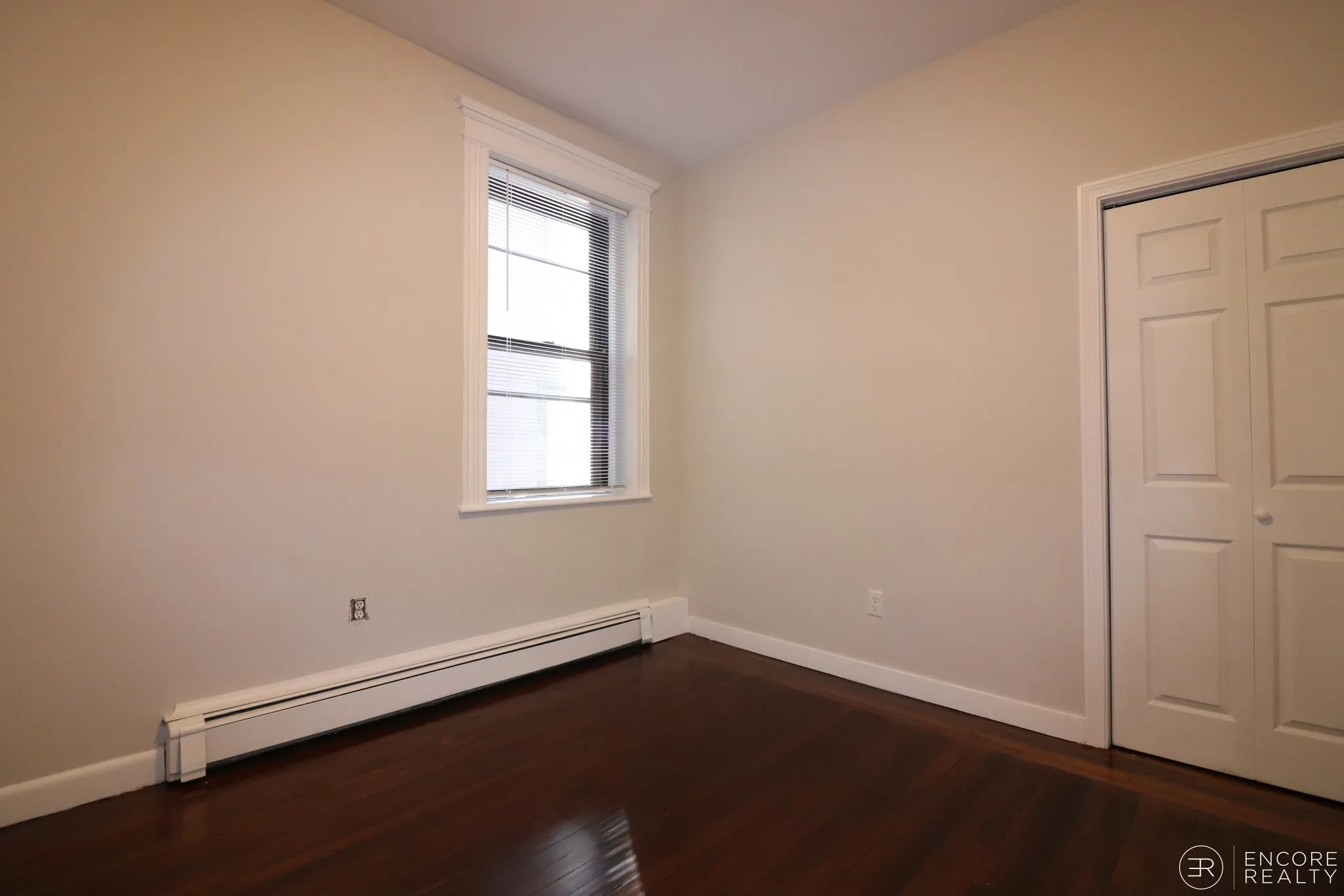 3 bed, 2 bath apartment for rent at 11 Stearns Rd Unit 6, Coolidge Corner — photo 9 of 13