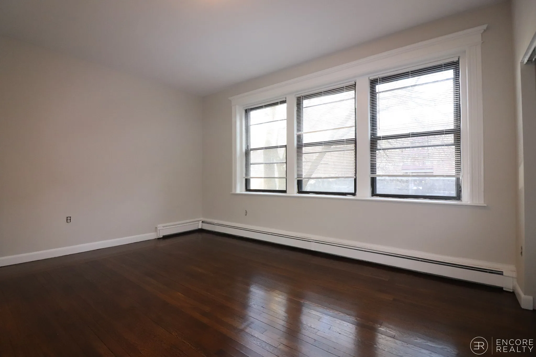 3 bed, 2 bath apartment for rent at 11 Stearns Rd Unit 6, Coolidge Corner — photo 6 of 13