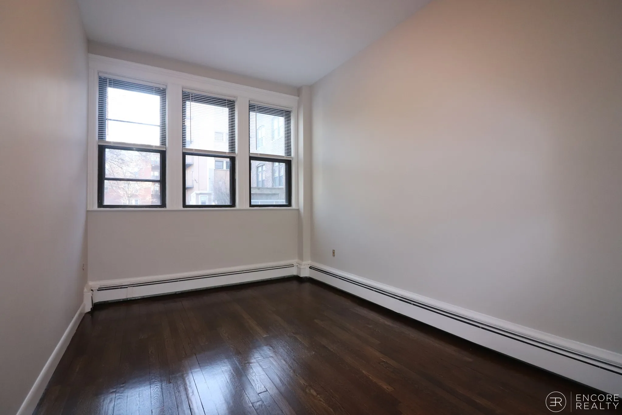 3 bed, 2 bath apartment for rent at 11 Stearns Rd Unit 6, Coolidge Corner — photo 10 of 13