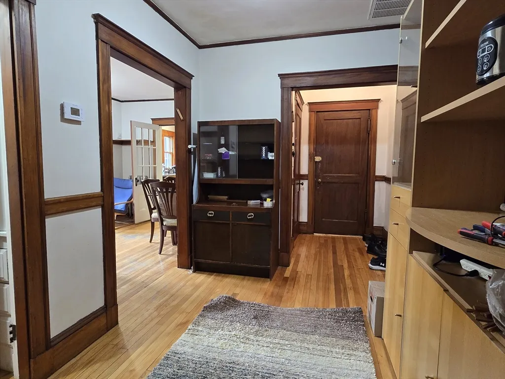 2 bed, 1 bath apartment for rent at 11 Story St Unit 31, Harvard Square — photo 2 of 18