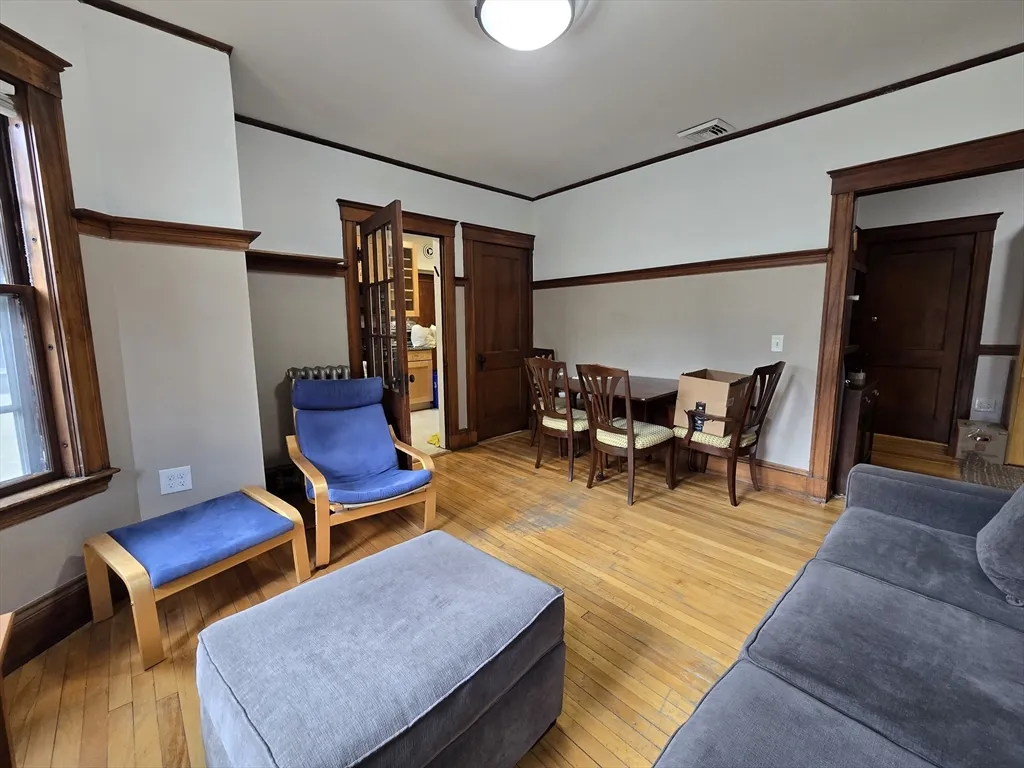 2 bed, 1 bath apartment for rent at 11 Story St Unit 31, Harvard Square — photo 4 of 18