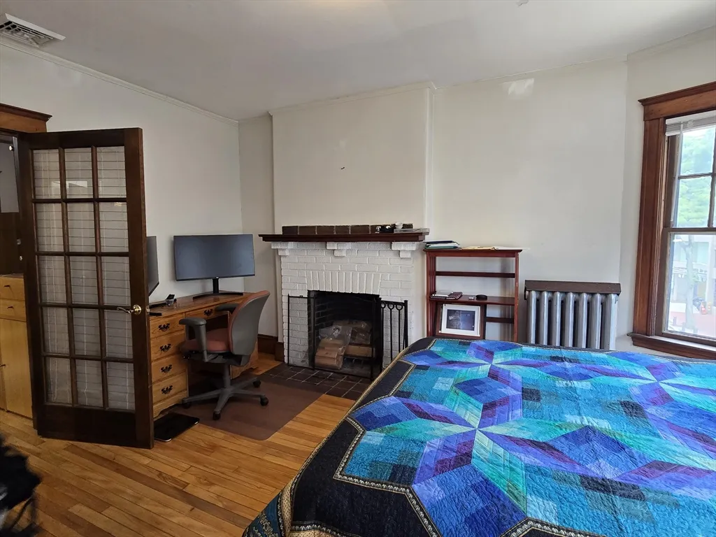 2 bed, 1 bath apartment for rent at 11 Story St Unit 31, Harvard Square — photo 6 of 18
