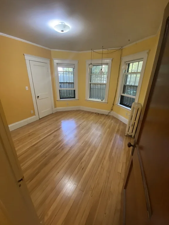 4 bed, 2 bath apartment for rent at 11 Story Unit 4, West Cambridge — photo 5 of 9