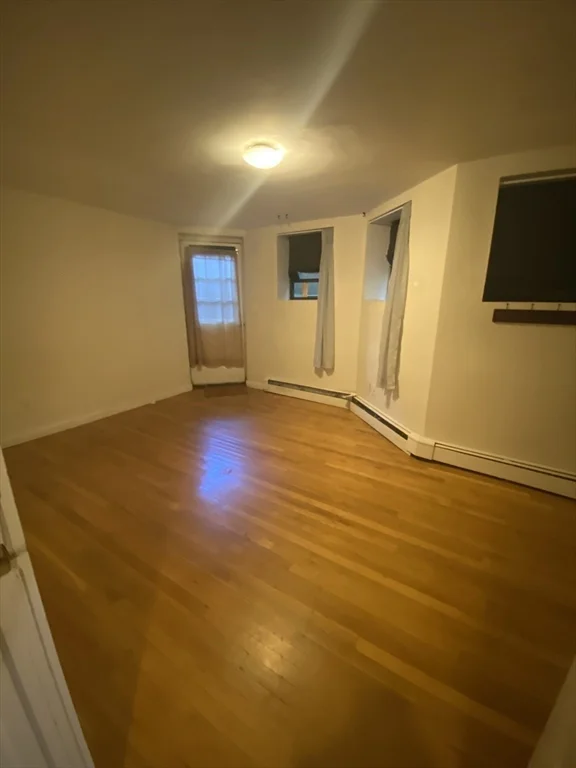 4 bed, 2 bath apartment for rent at 11 Story Unit 4, West Cambridge — photo 7 of 9