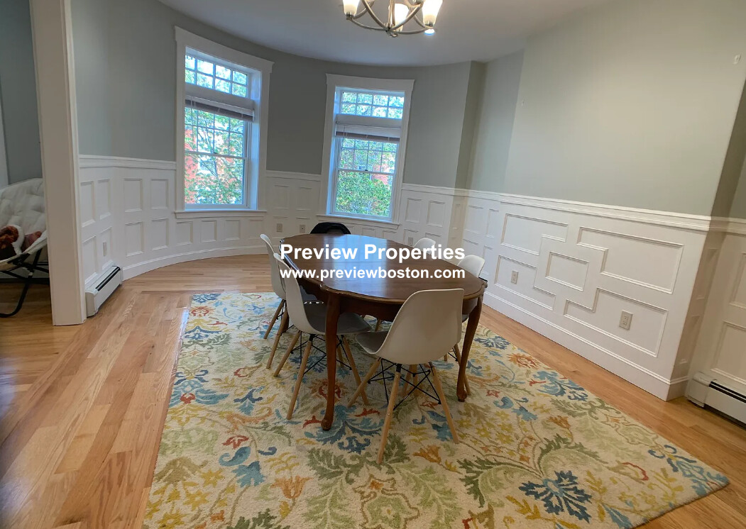 3 bed, 1 bath apartment for rent at 11 Strathmore Rd Unit 3, Brookline — photo 7 of 14
