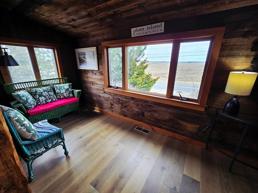 3 bed, 1 bath apartment for rent at 11 Sunset Dr Unit WINTER, Plum Island — photo 11 of 15