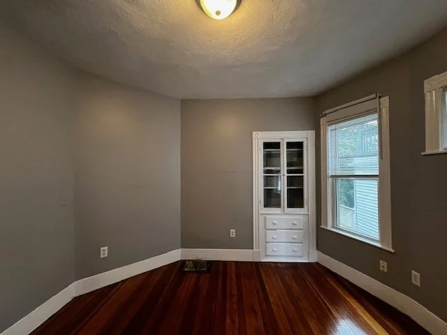 3 bed, 1 bath apartment for rent at 11 Sunset St Unit 1, Coolidge Corner — photo 10 of 18