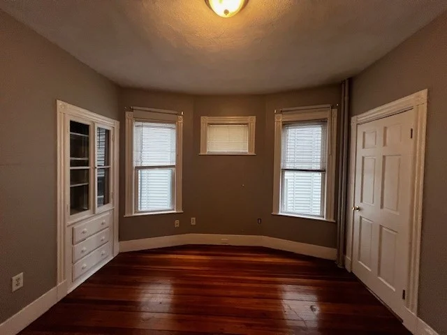 3 bed, 1 bath apartment for rent at 11 Sunset St Unit 1, Coolidge Corner — photo 9 of 18