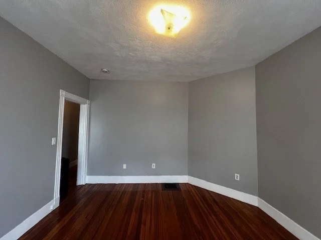 3 bed, 1 bath apartment for rent at 11 Sunset St Unit 1, Coolidge Corner — photo 18 of 18