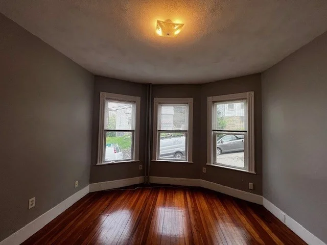 3 bed, 1 bath apartment for rent at 11 Sunset St Unit 1, Coolidge Corner — photo 17 of 18