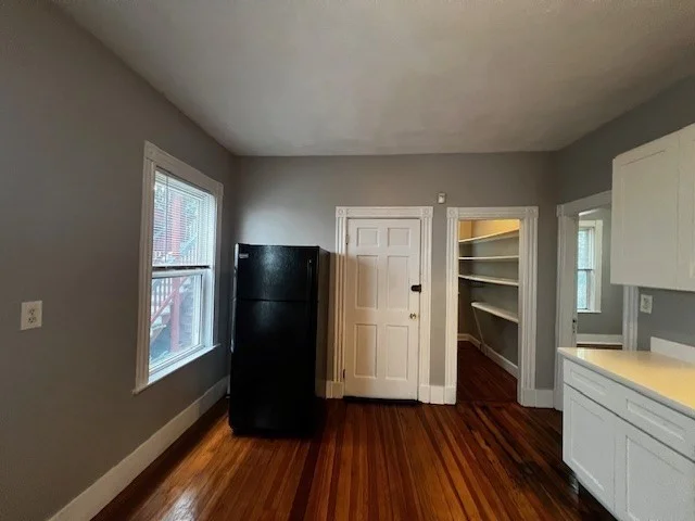 3 bed, 1 bath apartment for rent at 11 Sunset St Unit 1, Coolidge Corner — photo 3 of 18