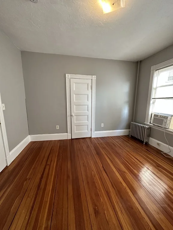 3 bed, 1 bath apartment for rent at 11 Sunset St Unit 2, Mission Hill — photo 15 of 26