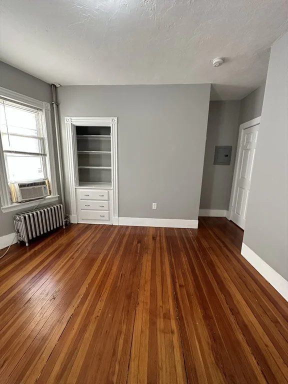 3 bed, 1 bath apartment for rent at 11 Sunset St Unit 2, Mission Hill — photo 11 of 26