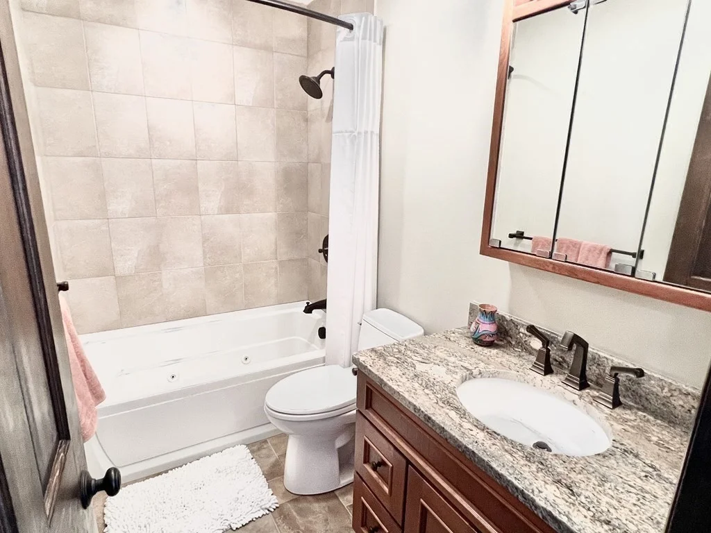 3 bed, 2 bath apartment for rent at 11 Sussex Rd, Winchester — photo 15 of 26