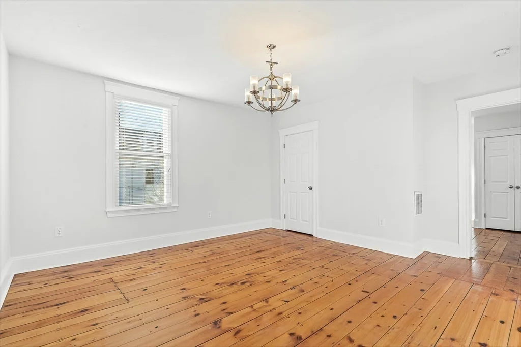 2 bed, 2 bath apartment for rent at 11 Symonds St Unit 2, Salem — photo 17 of 28