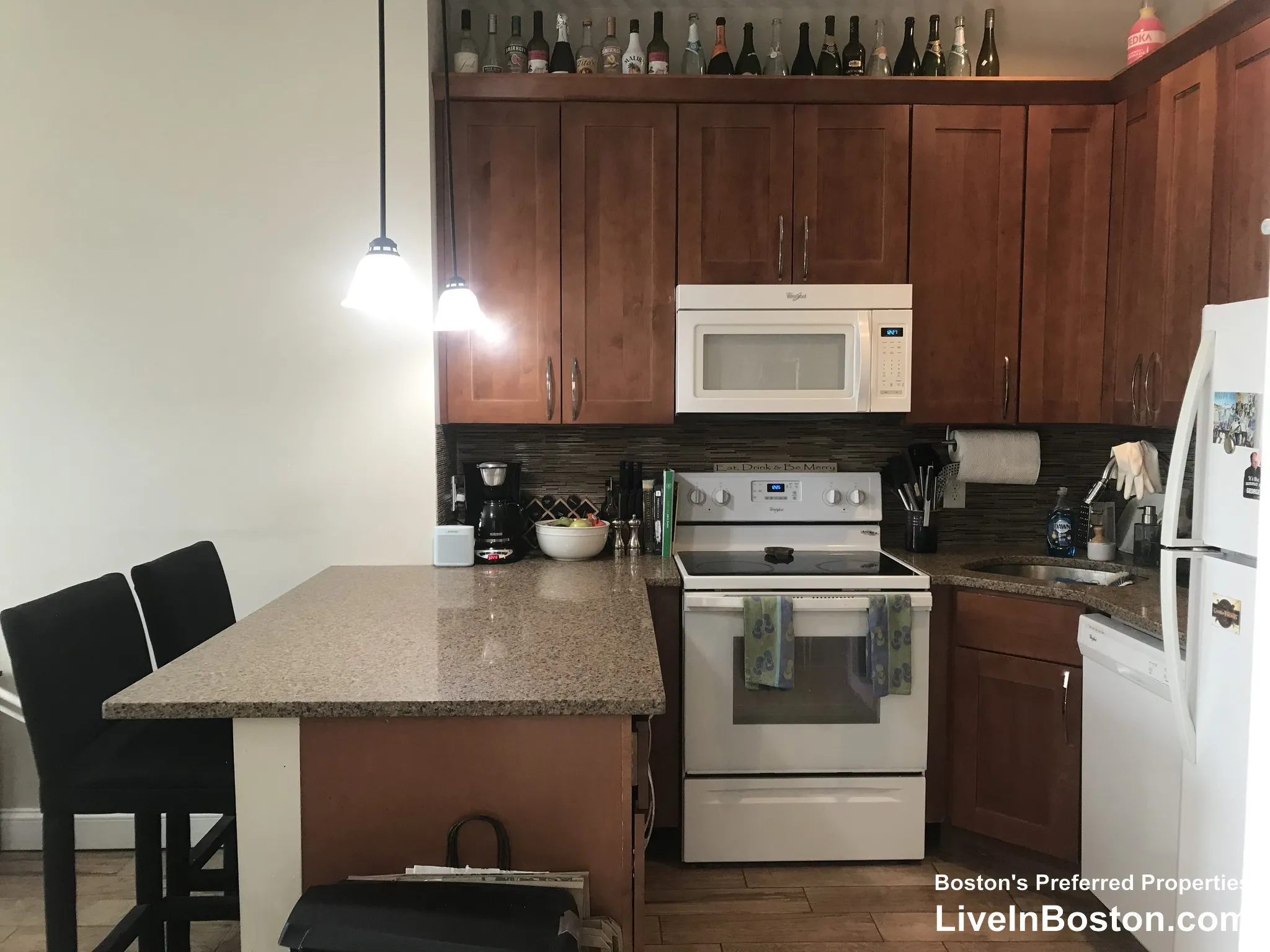 3 bed, 1 bath apartment for rent at 11 Symphony Rd Unit 3, Fenway