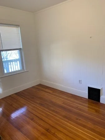 3 bed, 1 bath apartment for rent at 11 Taft St Unit 2, Dorchester — photo 14 of 20
