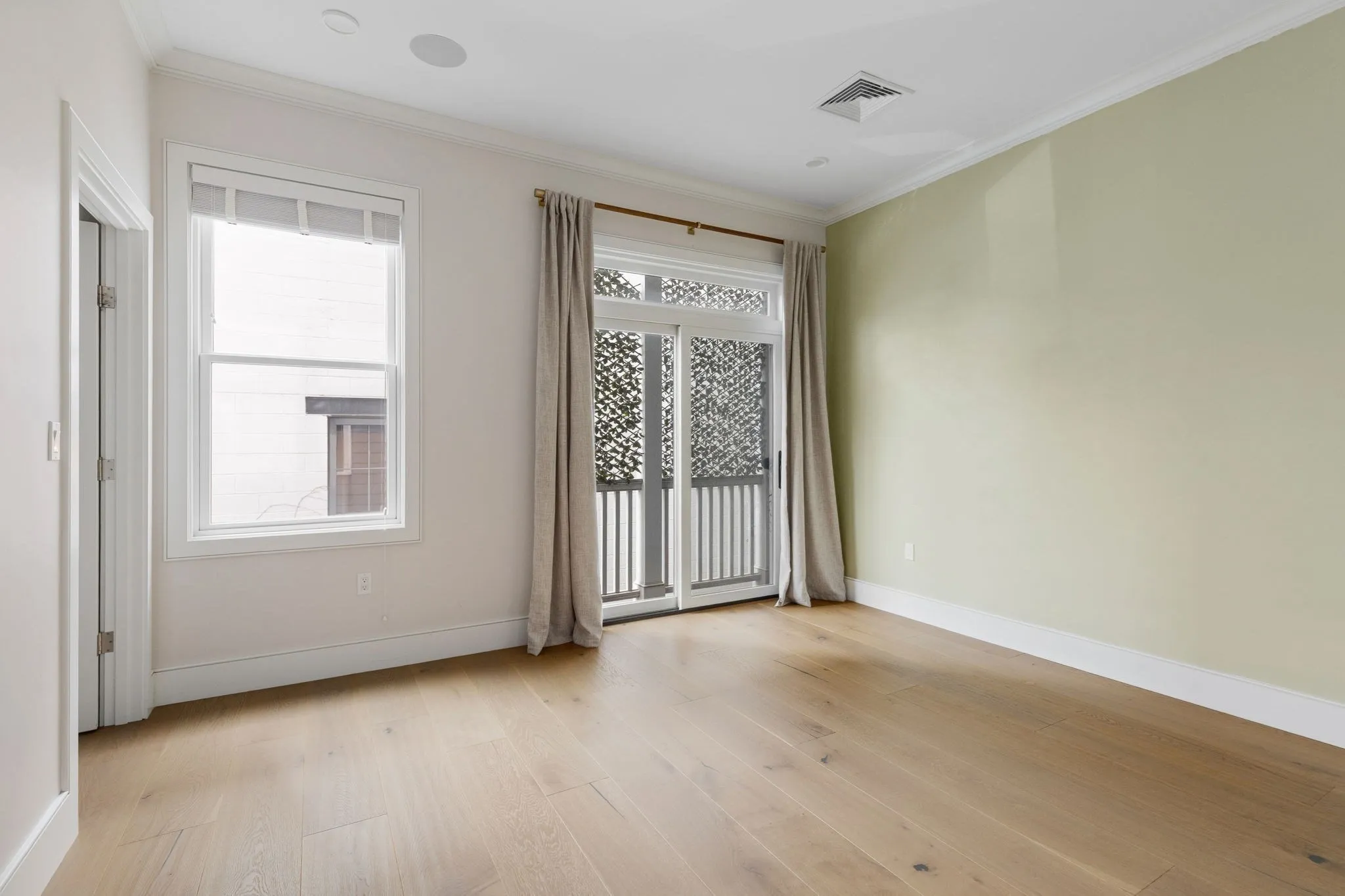 3 bed, 2 bath apartment for rent at 11 Tannery Brook Row Unit 1, Davis Square — photo 11 of 23