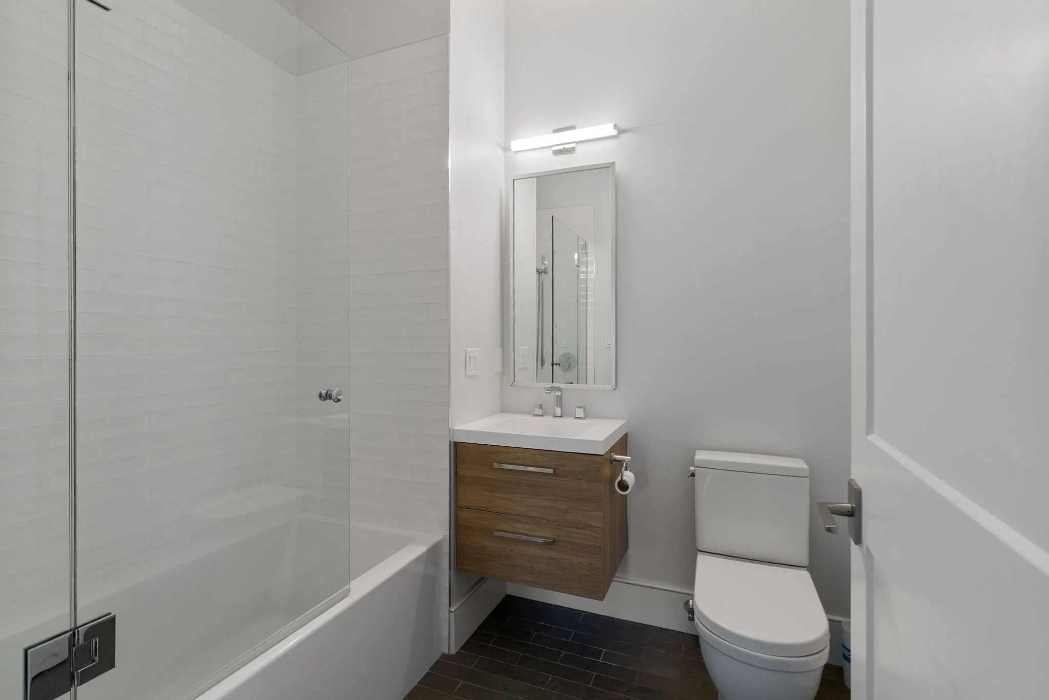 3 bed, 2 bath apartment for rent at 11 Tannery Brook Row Unit 1, Davis Square — photo 13 of 23