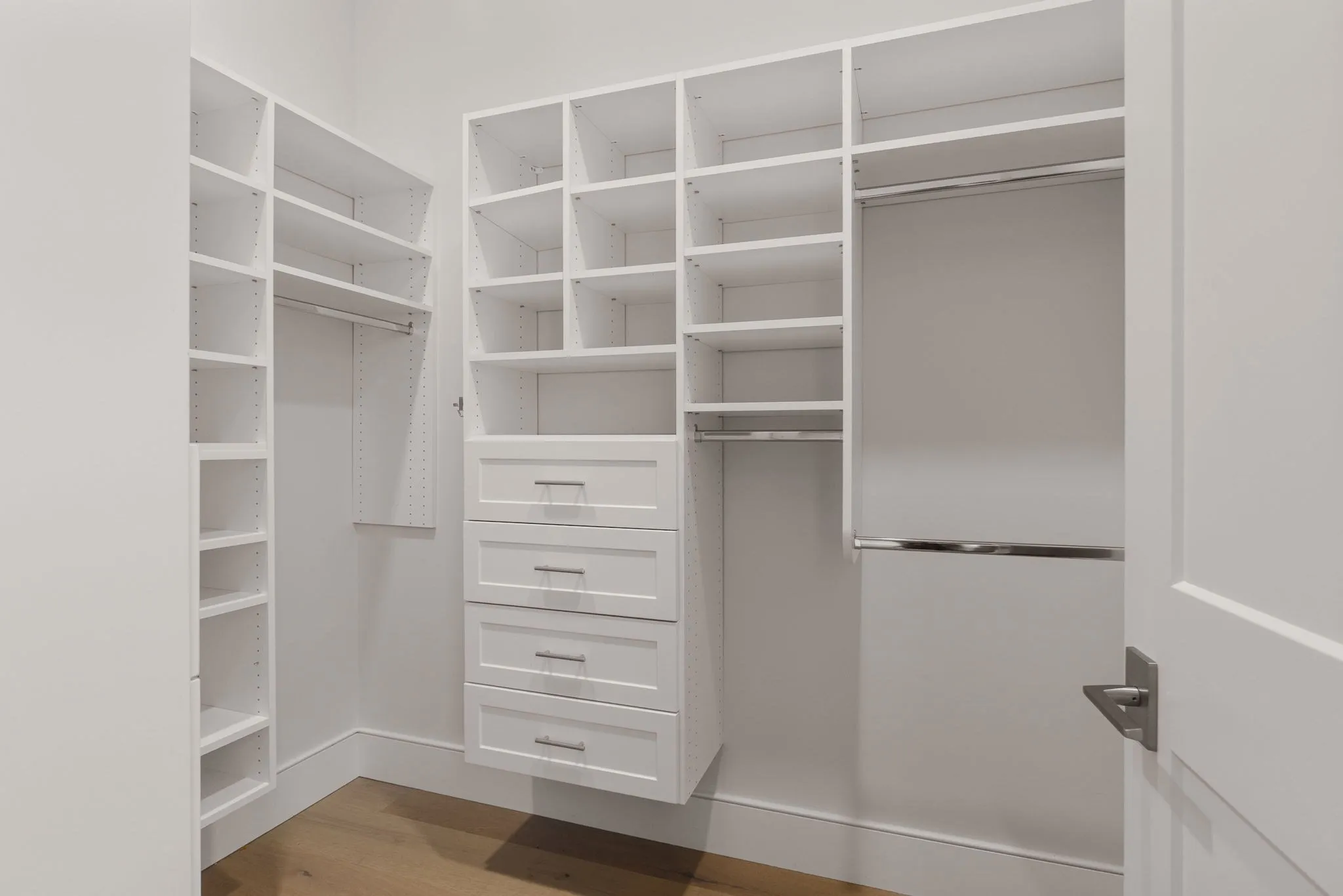 3 bed, 2 bath apartment for rent at 11 Tannery Brook Row Unit 1, Davis Square — photo 10 of 23