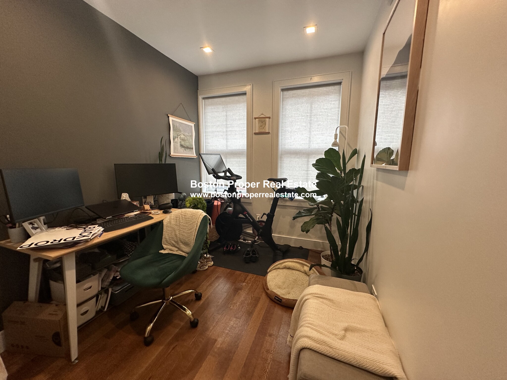2 bed, 1 bath apartment for rent at 11 Temple St Unit 2a, Beacon Hill — photo 9 of 14
