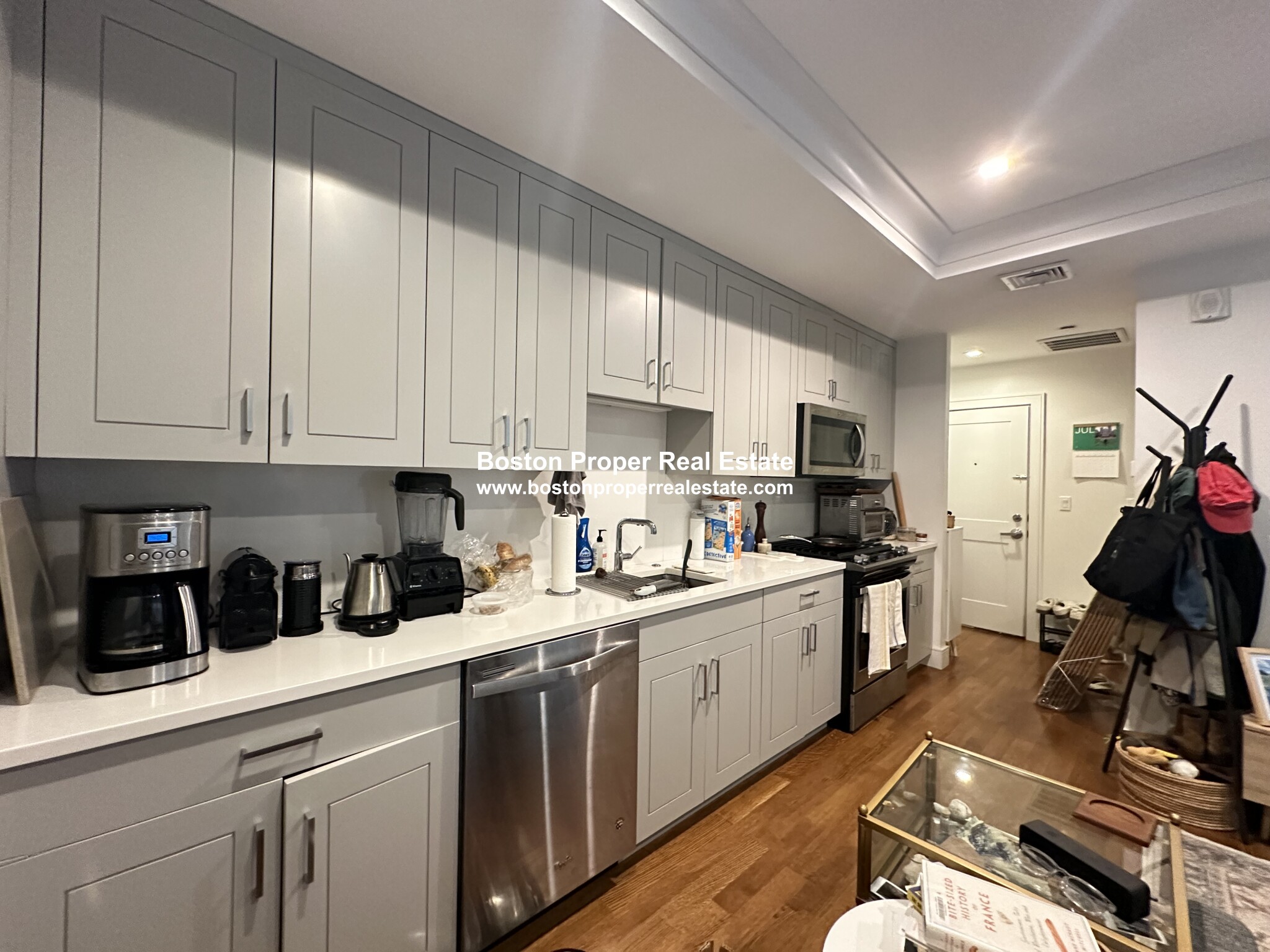 2 bed, 1 bath apartment for rent at 11 Temple St Unit 2a, Beacon Hill — photo 13 of 14