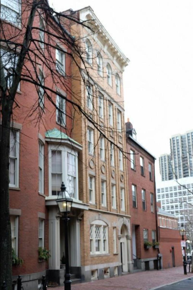 2 bed, 1 bath apartment for rent at 11 Temple St Unit 2a, Beacon Hill — photo 14 of 14
