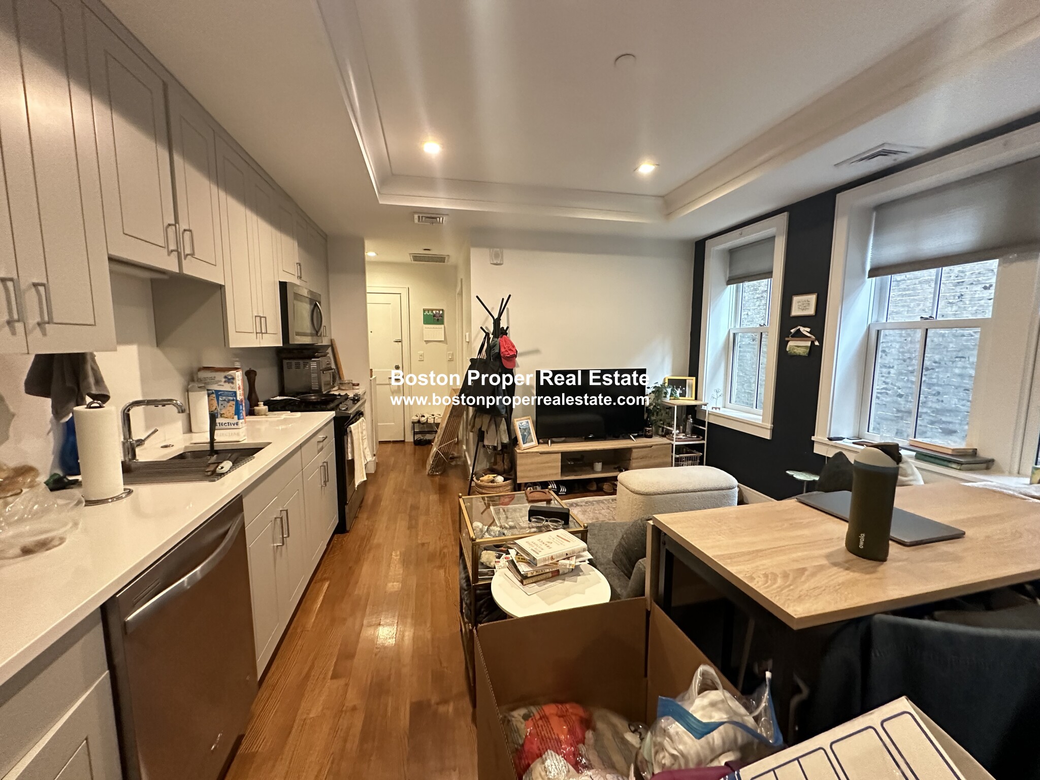 2 bed, 1 bath apartment for rent at 11 Temple St Unit 2a, Beacon Hill — photo 7 of 14