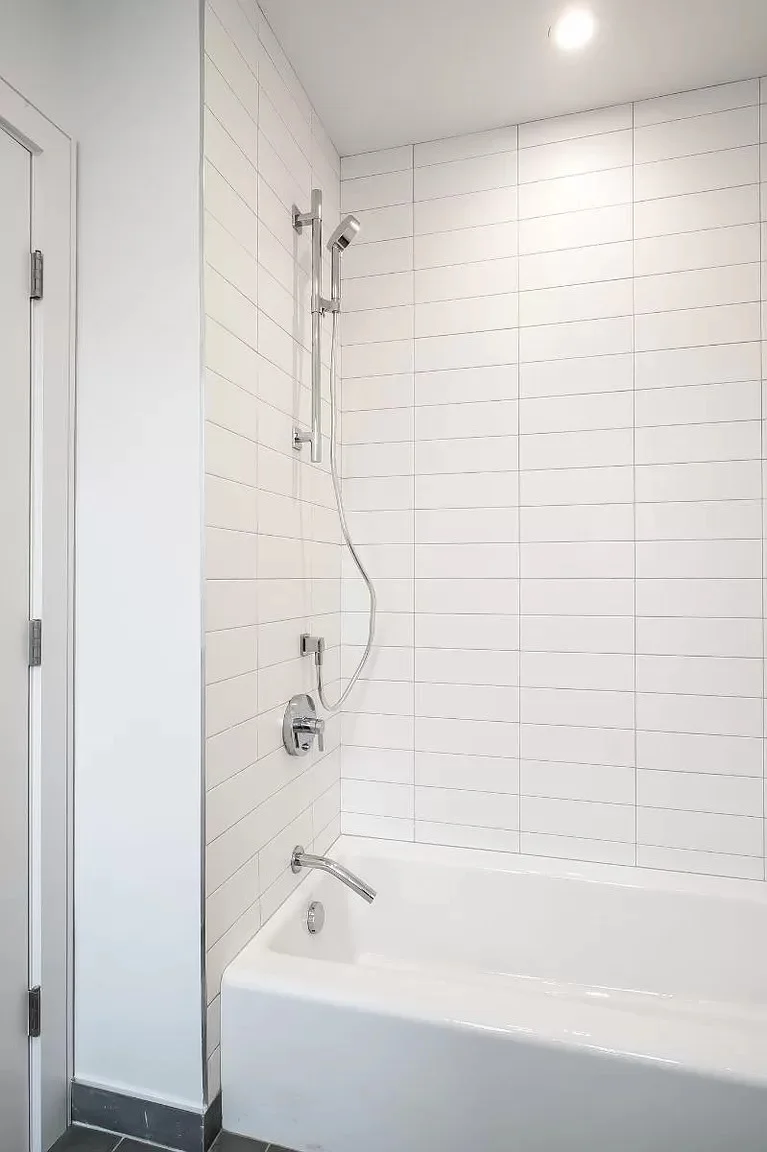 2 bed, 2 bath apartment for rent at 11 Temple St Unit 9, Beacon Hill — photo 11 of 14