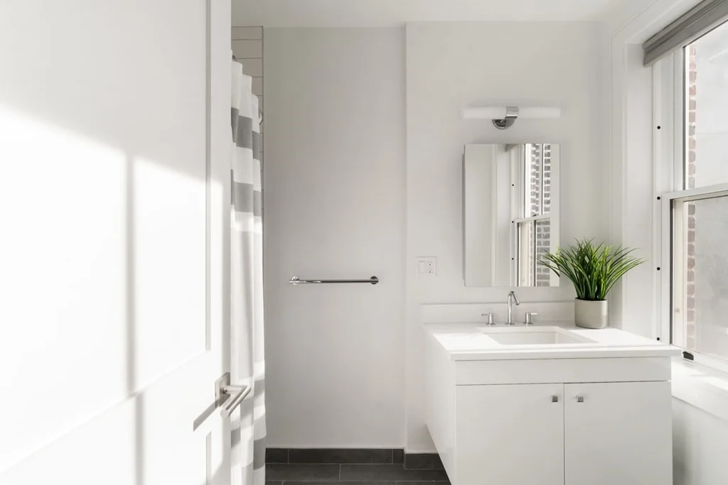 2 bed, 1 bath apartment for rent at 11 Temple Unit 8, Boston — photo 13 of 19