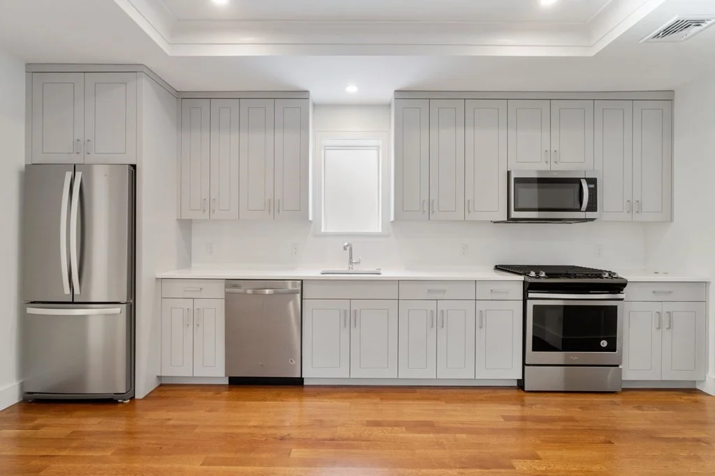 2 bed, 1 bath apartment for rent at 11 Temple Unit 8, Boston — photo 4 of 19
