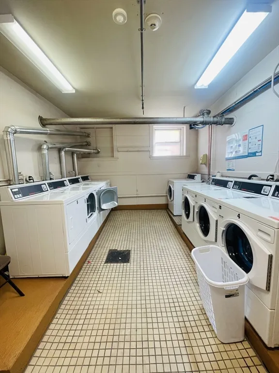 2 bed, 1 bath apartment for rent at 11 Tetlow St Unit 38, Longwood — photo 8 of 12