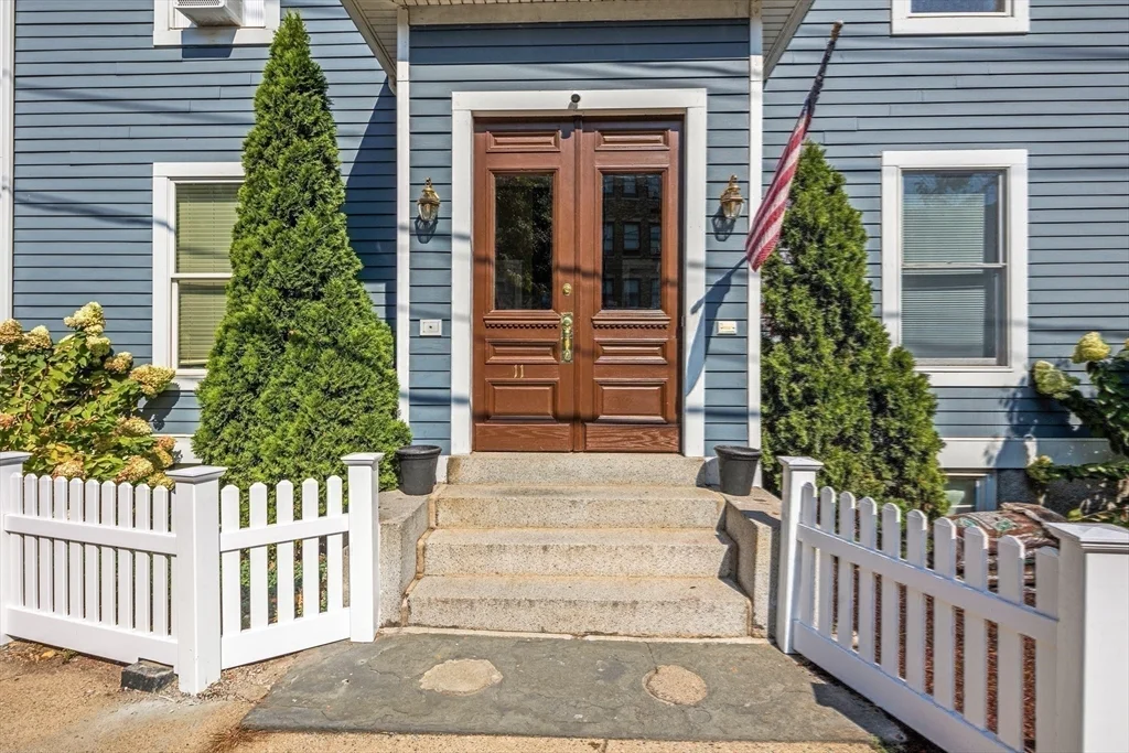 2 bed, 1 bath apartment for rent at 11 Thomas Park Unit 5, South Boston — photo 16 of 17