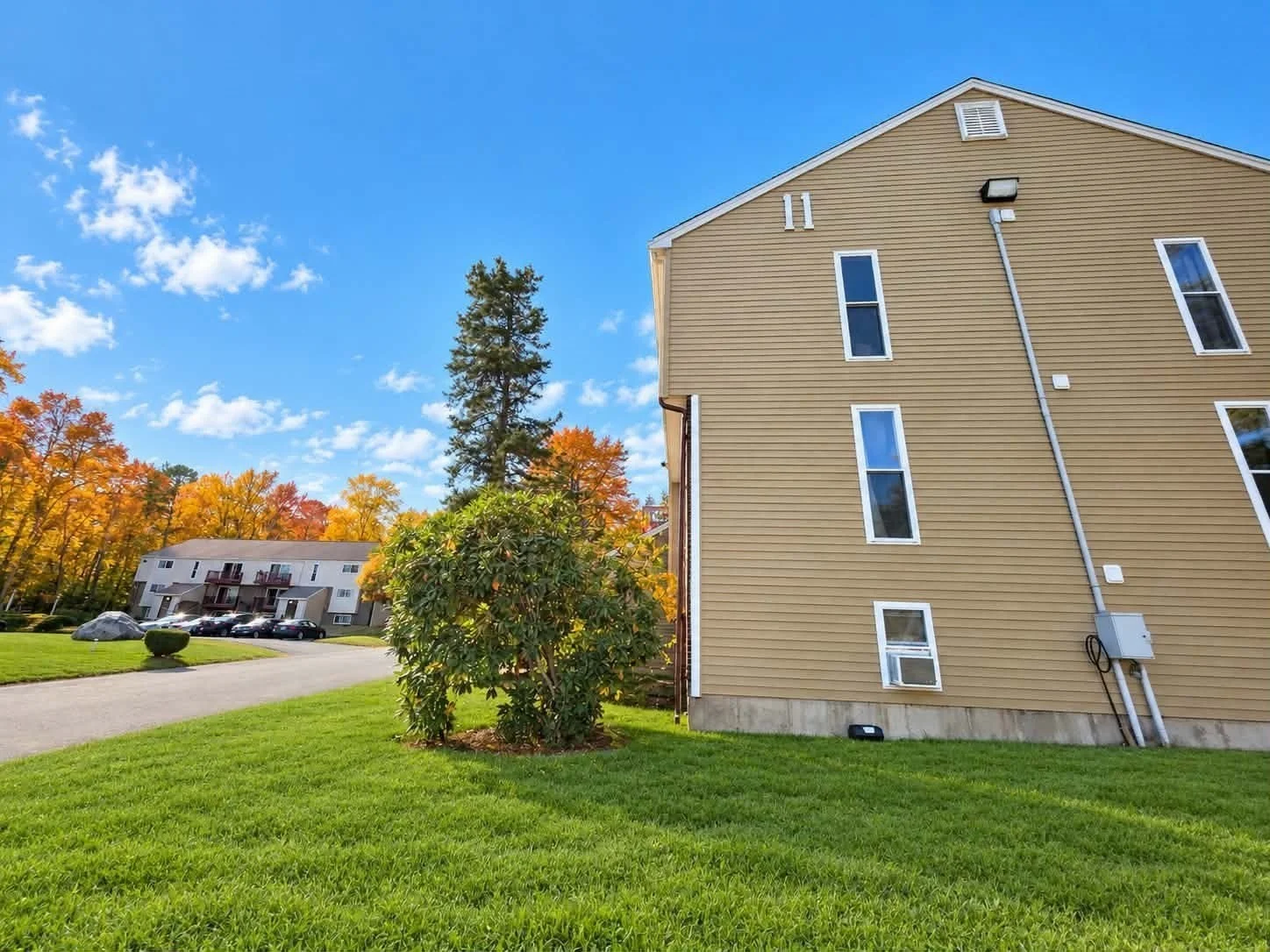 2 bed, 1 bath apartment for rent at 11 Tideview Path Unit 15, Plymouth — photo 35 of 37