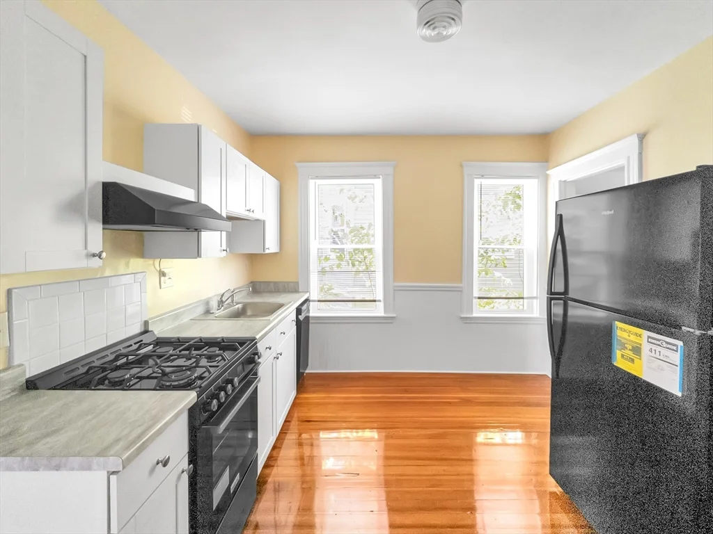 2 bed, 1 bath apartment for rent at 11 Tower St Unit 2, Jamaica Plain — photo 1 of 17
