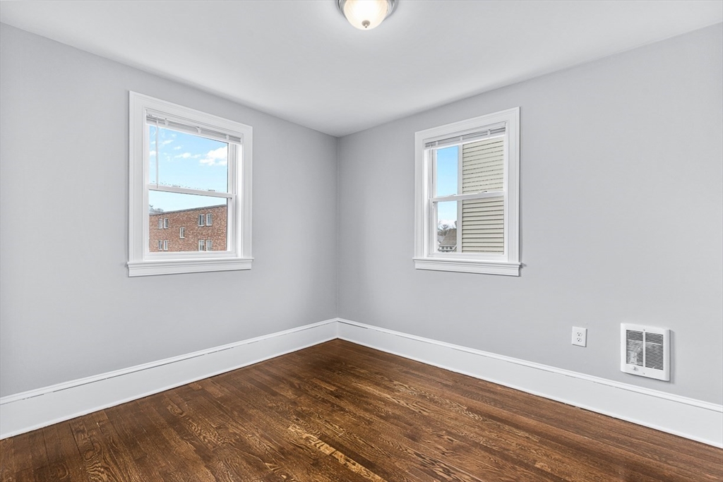 2 bed, 1 bath apartment for rent at 11 Town Hill St Unit 1, Quincy — photo 11 of 17