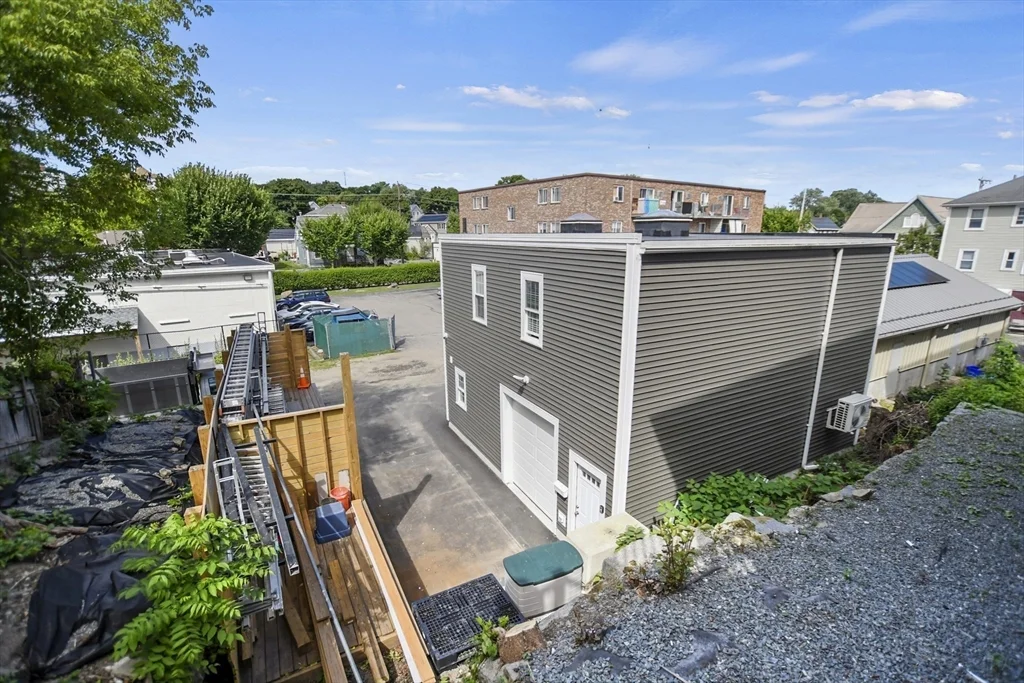 2 bed, 1 bath apartment for rent at 11 Town Hill St Unit 1, South Quincy — photo 22 of 23